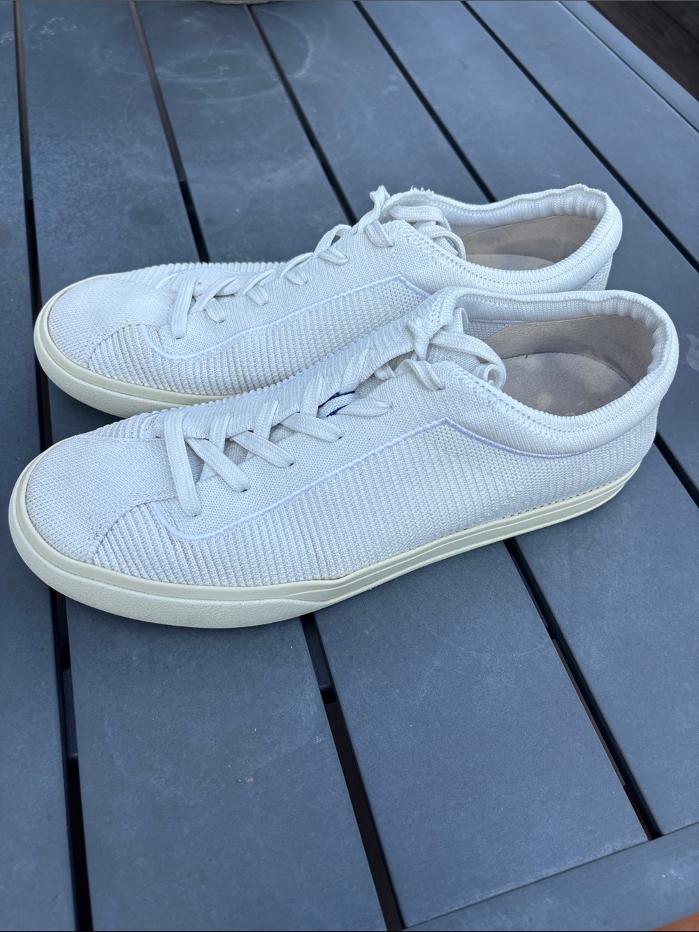 Rothy’s woman’s white courtside sneakers sz 9
